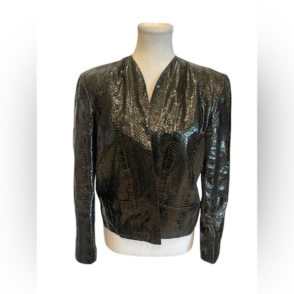 Vintage 90s Black 100% Whipsnake Woman’s jacket Size:12